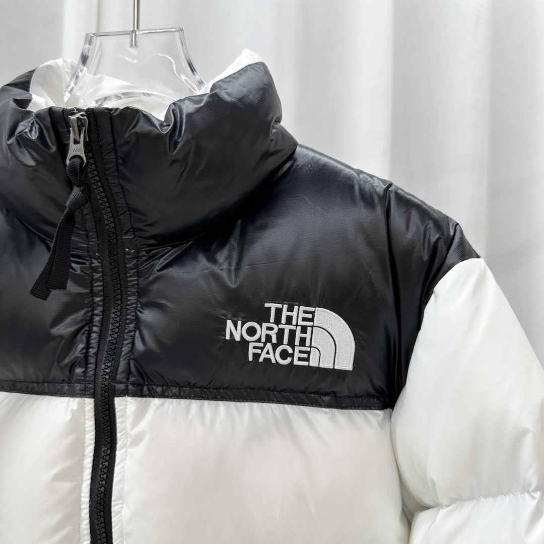 The North Face Women's Nuptse Short Down Jacket NF0A5GGE